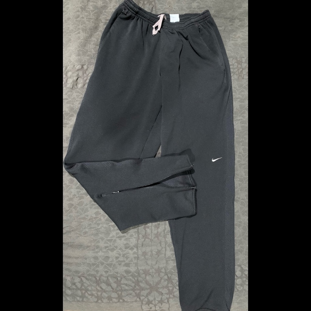 Nike Dri-Fit Sweatpants, size small mens